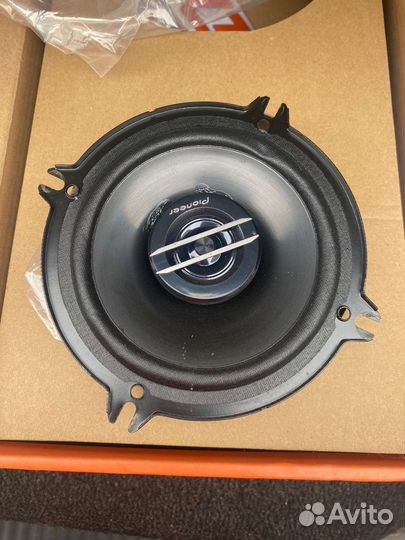 Колонки в автомобиль