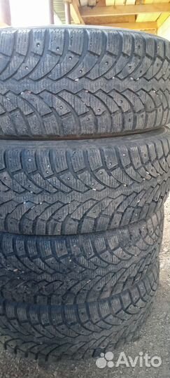 Pirelli Formula Ice 215/65 R16