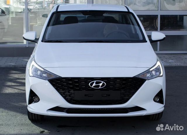 Бампер передний Хендай Солярис 2 с 2020 белый PGU