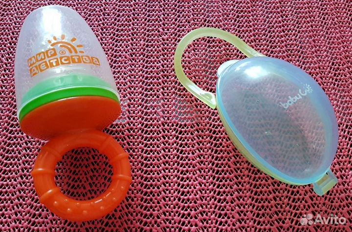 Ниблер+ контейнер для соски+ держатели д/пустышек