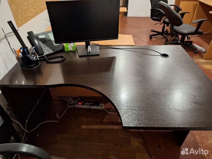 Офисная мебель бу