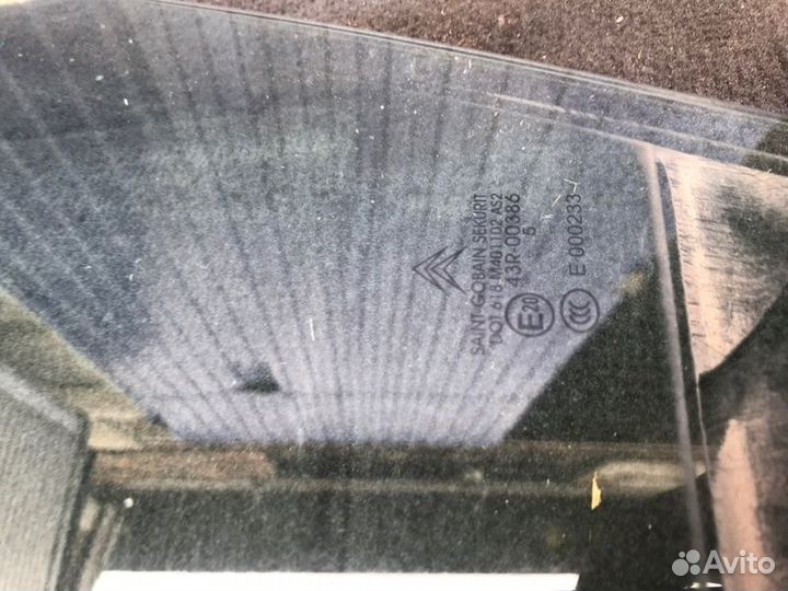 Стекло двери переднее левое Citroen C5 XFU ES9A