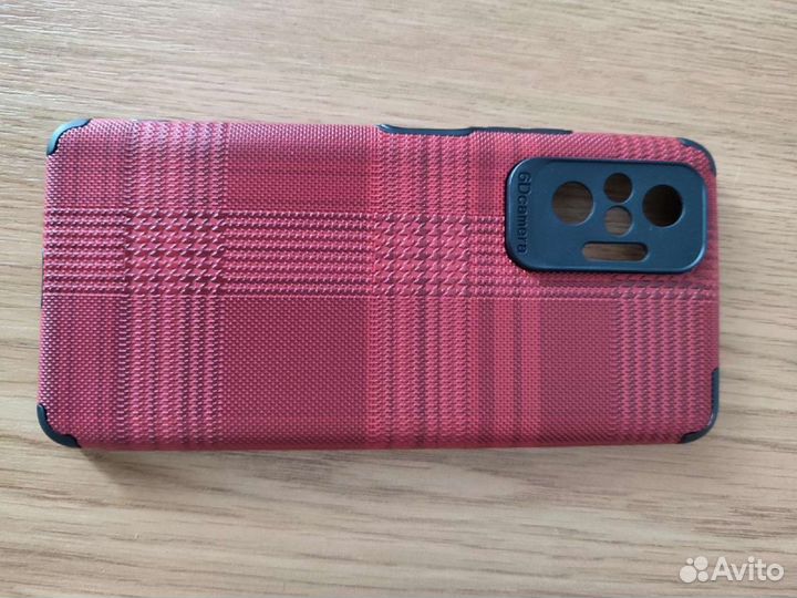 Чехлы на телефоны