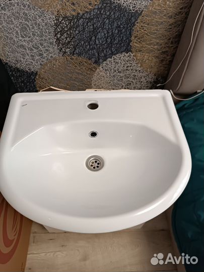 Тумба для ванной с раковиной 55