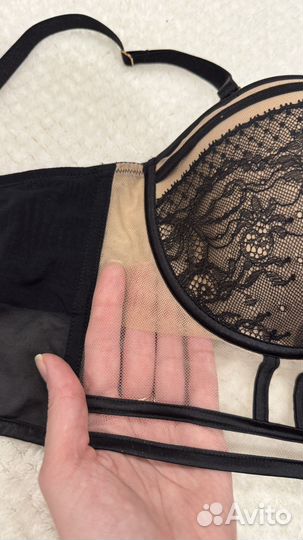 Бюстгальтер