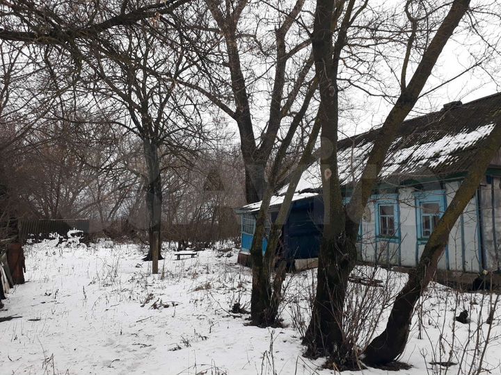 Дом 40 м² на участке 50 сот.