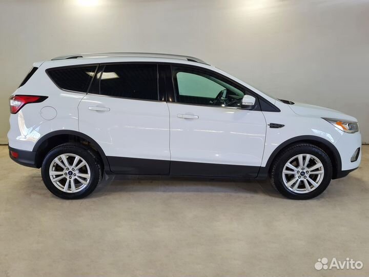 Ford Kuga 2.5 AT, 2017, 166 112 км