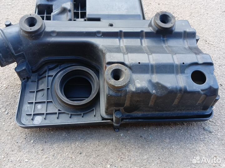 Корпус воздушного фильтра Шкода Октавия