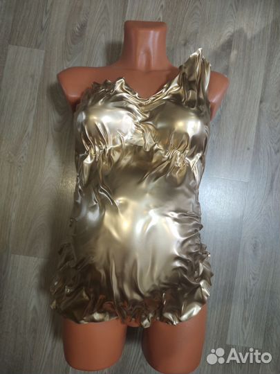 Платье для фотосессии беременных золотое