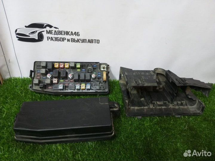 Блок предохранителей Chevrolet Captiva C140 2.2