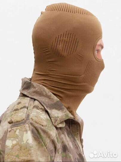Балаклава песочного цвета