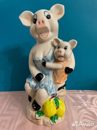 Керамическая подставка для кухонных аксессуаров