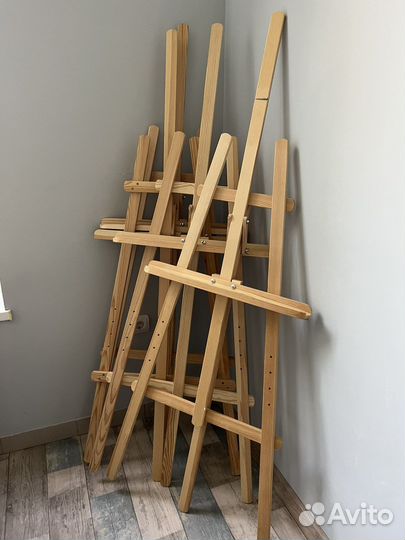 Мольберт деревянный с плнашетом