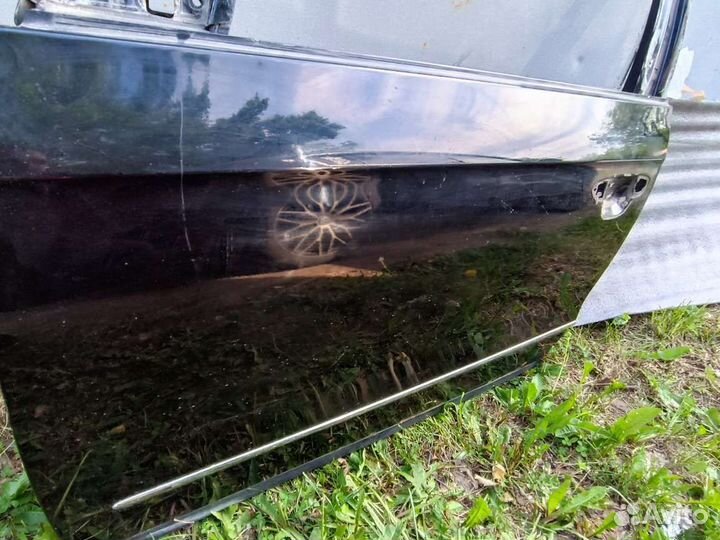 Дверь водительская пассат б6