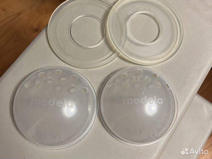 Защитные вентилируемые накладки Medela