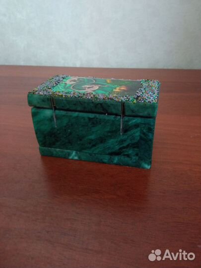 Шкатулка для украшений новая