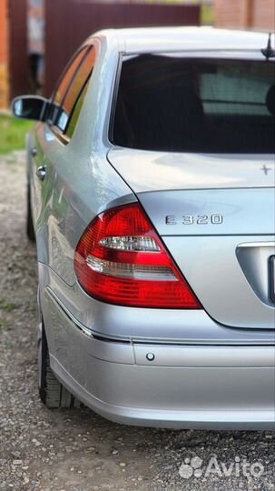 Mercedes-Benz E-класс 3.2 AT, 2004, битый, 210 000 км