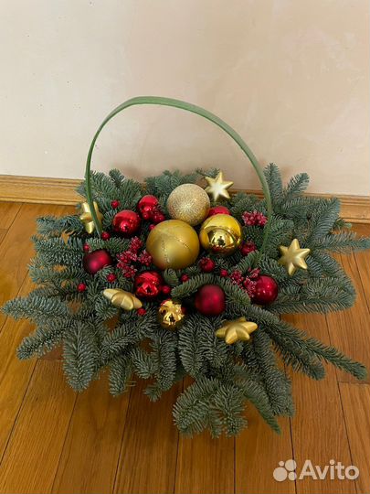Корзинка новогодняя