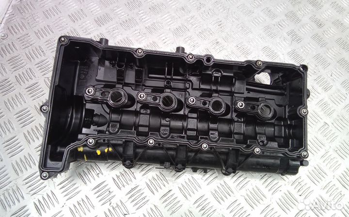 Крышка гбц дизельная BMW 5 F10 3-9 дней