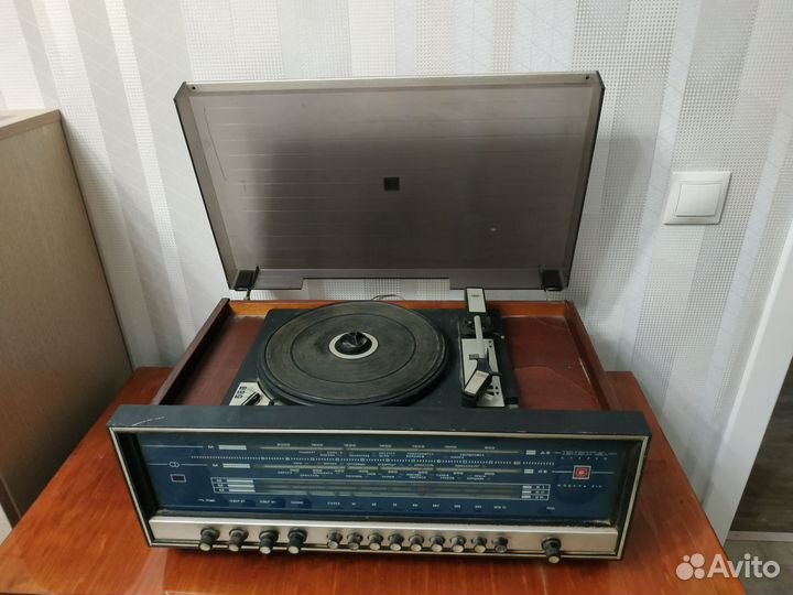 Радиола, проигрыватель винила Вега 312