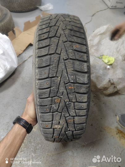 Roadstone Winguard WinSpike 185/65 R15