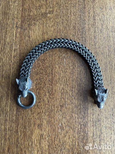 Браслет мужской с волчьими головами