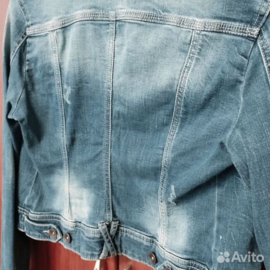 Джинсовая куртка Stradivarius S