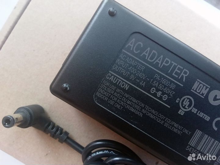 Блок питания 9V 4A 5.5x2.5 новый