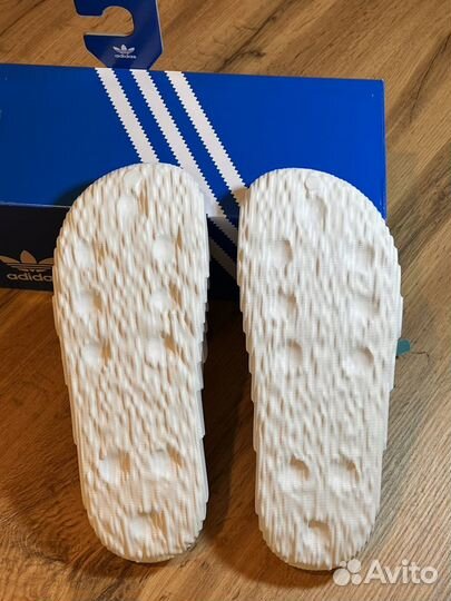 Тапочки Adidas originals Adilette 22