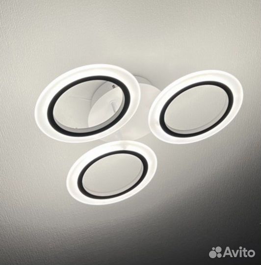 Светодиодная люстра 42w с пультом белая новая