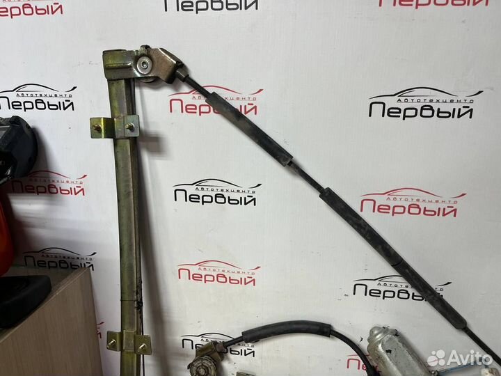 Стеклоподъёмник передний левый LADA Kalina 1