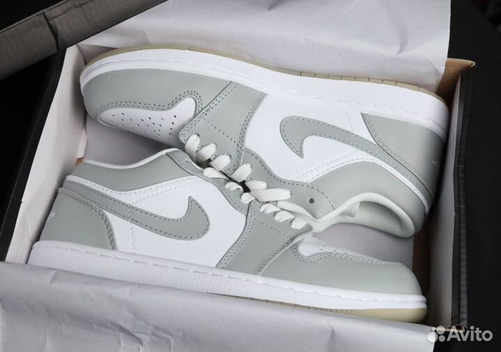 Кроссовки Nike Air Jordan 1 Low Wolf Grey