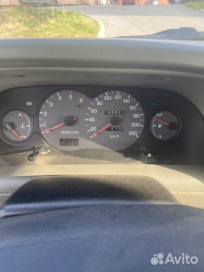 SsangYong Korando 2.3 МТ, 2002, 165 928 км