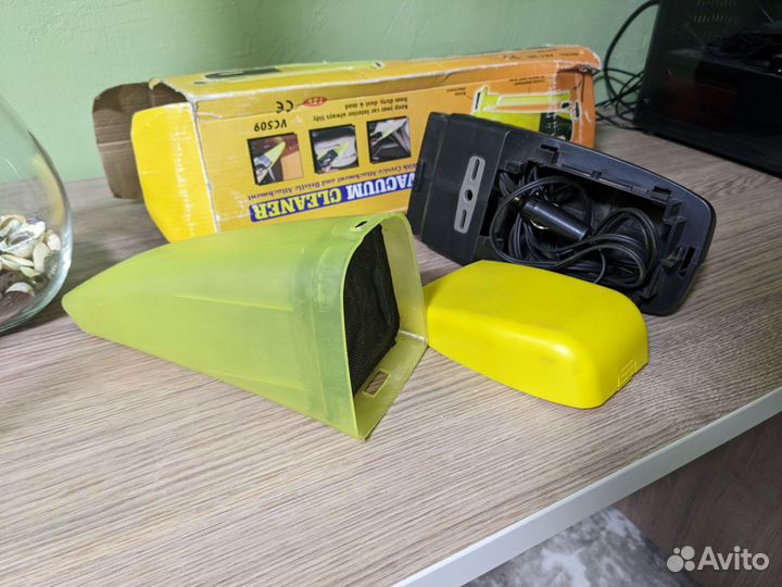 Пылесос автомобильный