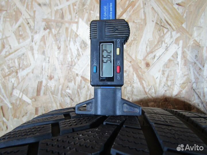 Hankook Winter I'Cept Evo2 W320A SUV 255/45 R20