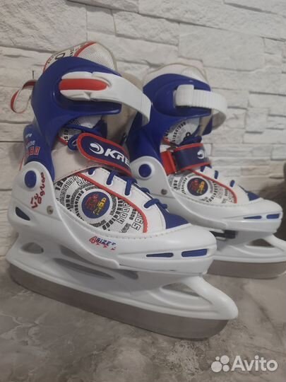 Коньки хоккейные