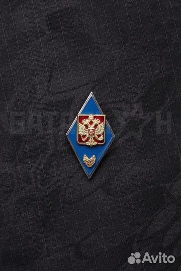 Нагрудный знак об окончании Военного училища РФ