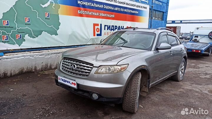 Накладка торпедо за панель приборов Infiniti FX-35