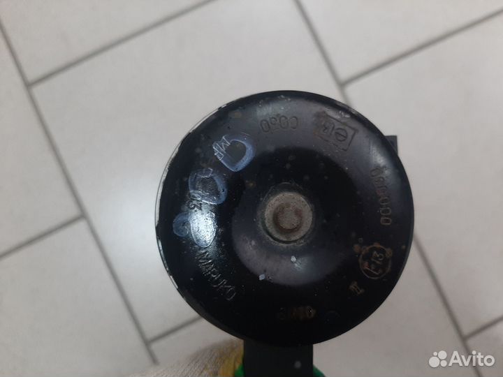 Сигнал звуковой клаксон Toyota Land Cruiser 200