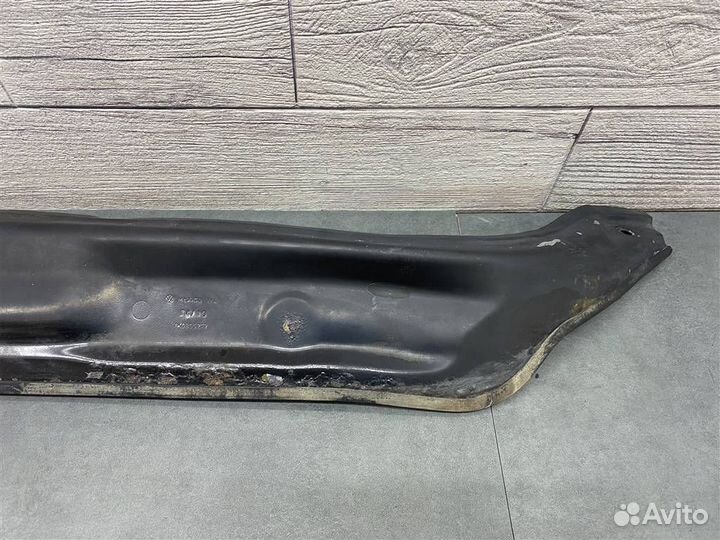 Водосток VW Jetta 2006-2011