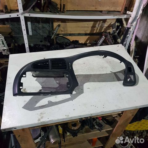 Центральная накладка mitsubishi lancer 7