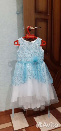 Праздничное платье для девочки