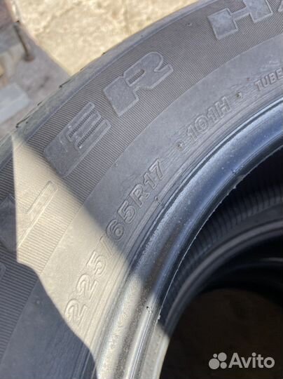 Bridgestone Dueler H/L 225/65 R17 101H