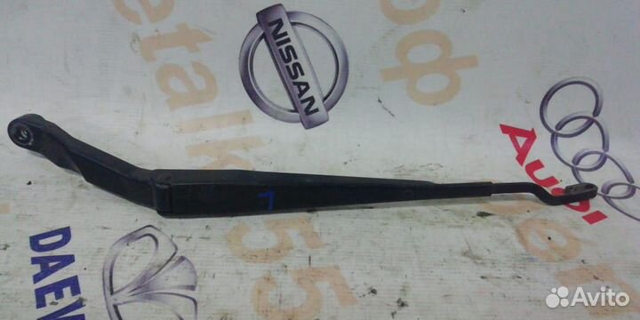 Поводок дворника щетка держатель Chery indiS