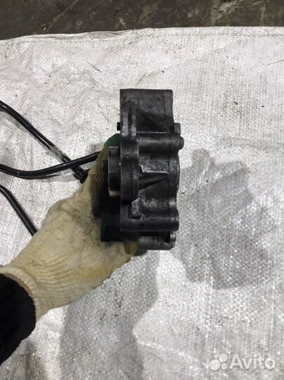 Вакуумный насос тормозов Land Rover Discovery 3