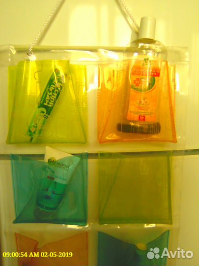 Подвесной контейнер для ванной комнаты