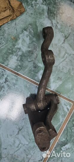 Рулевой маятник в сборе газ-21 3 мод