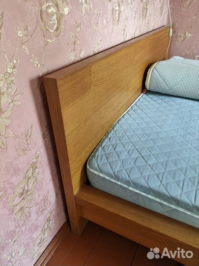 Кровать IKEA sultan mane 210*200 с матрасами
