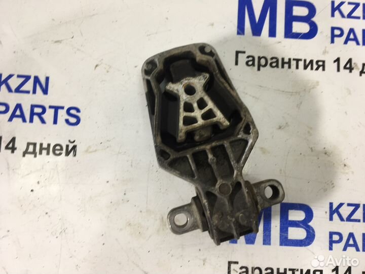 Крепление двигателя Mercedes w246 арт 01145