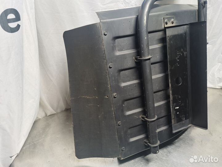 Крыло 3 моста заднее правое железное Камаз 6520